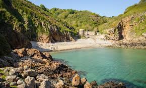 walk petis bot guernsey